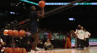 South Carolina basketball commitment Agot Makeer in the McDonald's All-American Game 3-Point Contest. Photo by: Pamela Smith-Imagn Images