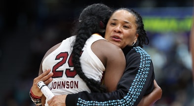 South Carolina women's basketball coach Dawn Staley and redshirt junior guard Raven Johnson. Photo by: Nathan Ray Seebeck | Imagn Images