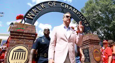 ole-miss-hosting-big-ten-starting-ol-for-transfer-visit