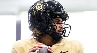 Colorado QB Julian Lewis
