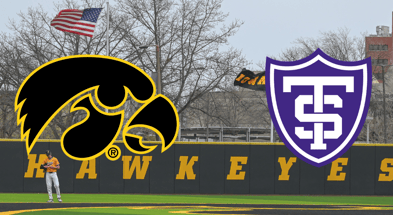 A play-by-play recap of Wednesday's midweek between the Hawkeyes and Tommies.