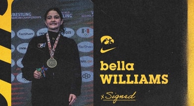 Bella Williams signing post