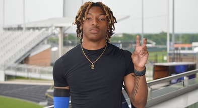 2026-db-deuce-gilbert-commits-to-smu-you-just-put-on-for-everybody-in-your-own-city