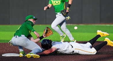 The Hawkeyes dropped the series opener to Oregon on Thursday night. (Photo by Dennis Scheidt)