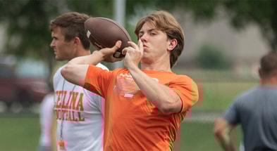 Bowe Bentley letting go of a pass