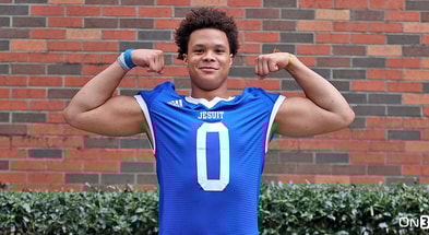 The newest On3 5-star recruit in Louisiana is Jesuit EDGE rusher Zyron Forstall (Photo: On3)