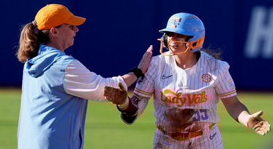Tennessee Softball | SARAH PHIPPS/THE OKLAHOMAN / USA TODAY NETWORK via Imagn Images