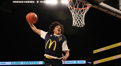 Louisville commit Mikel Brown dunks on Kentucky commit Malachi Moreno