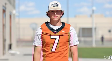 ole-miss-aiming-high-as-lane-kiffin-co-look-to-ink-blue-chip-qb-hosts-top-recruits