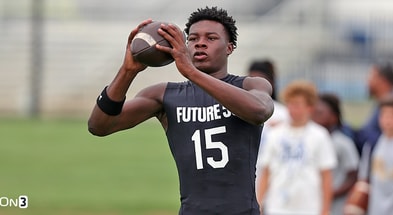 ole-miss-hosts-4-star-auburn-wr-commit-denairius-gray-for-official-visit