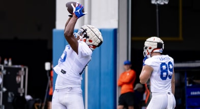 Tony-Livingston-Florida-Gators-Hayden-Hansen