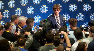 Texas QB Arch Manning popularity
