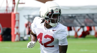 Alabama LB Yhonzae Pierre