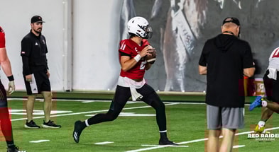 Texas Tech quarterback Behren Morton