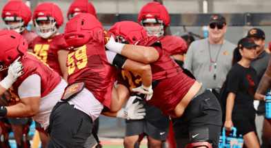 USC offensive linemen