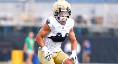 Notre Dame linebacker Drayk Bowen