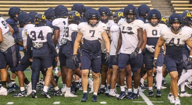 Cal linebacker Harrison Taggart
