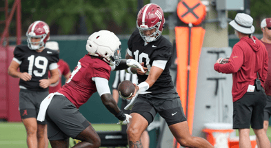 Alabama RB Richard Young and QB Austin Mack