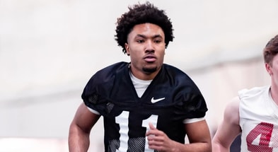 Ole Miss DB Jaylon Braxton