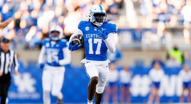 Nov 16, 2024; Lexington, Kentucky, USA; Kentucky Wildcats wide receiver Hardley Gilmore IV (17) carries the ball during the second quarter against the Murray State Racers at Kroger Field. Mandatory Credit: Jordan Prather-Imagn Images