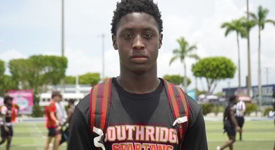 syracuse-four-star-edge-commit-kamron-wilson-sets-nebraska-visit