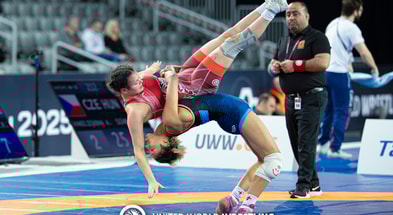 Kennedy Blades suplex