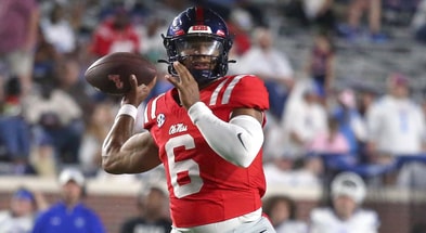 trinidad-chambliss-injury-ole-miss-qb-austin-simmons-enters-arkansas-game