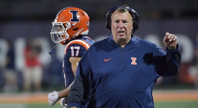 NCAA Football: Western Michigan at Illinois