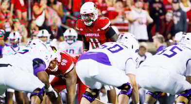 Louisville LB TJ Capers