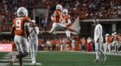 ut_vs_sam_houston_state-8199_manning_taaffe