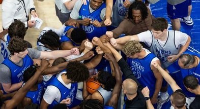Rajon Rondo meets with the Kentucky Wildcats (Photo via UK Athletics)
