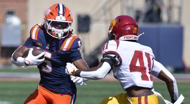 NCAA Football: Southern California at Illinois