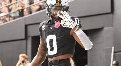 NCAA Football: Utah State at Vanderbilt