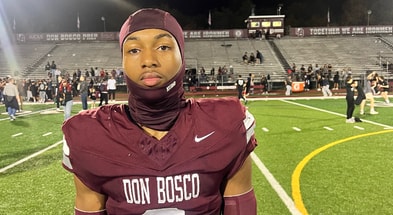 2028 defensive back Phoenix Evans