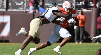Wake Forest Aiden Hall linebacker