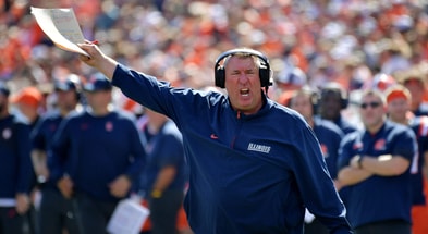 NCAA Football: Southern California at Illinois