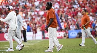 ut_vs_ou-1217_baker