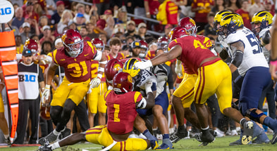 USC's Defense shuts down Michigan