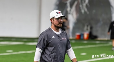 Offensive coordinator Mack Leftwich