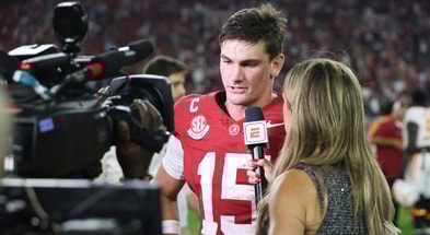 Alabama QB David Leong