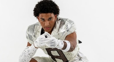 Copy of Copy of four-star-julian-phillips-discusses-recruitment-official-visits - 2025-10-23T093333.429