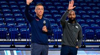 10-23-2025 Duquesne Basletball Tip Off-8836