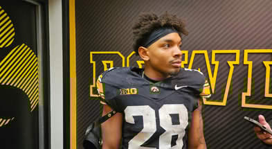 Kamari Moulton(5)