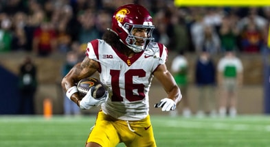 USC Trojans wide receiver Tanook Hines (16) runs the ball against the Notre Dame Fighting Irish during the first half at Notre Dame Stadium