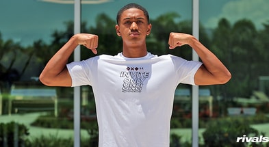 blue-chip-recruits-set-to-see-sold-out-smu-environment-for-miami-gameJulian Caldwell
