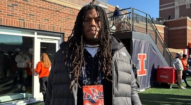 JUCO offensive lineman Jakolby Jones