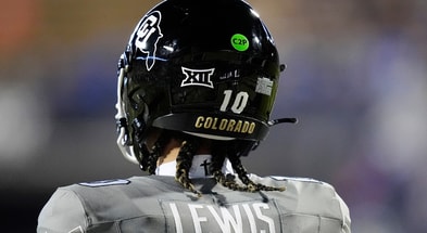Colorado QB Julian Lewis