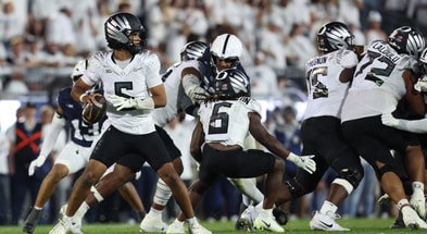 The Hawkeyes are set to host Oregon on Saturday at Kinnick. (Photo by Matthew O'Haren-Imagn Images)