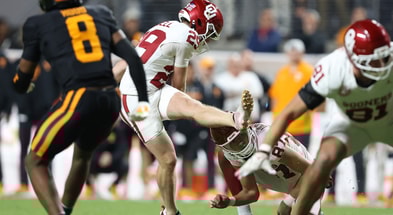OU kicker Tate Sandell