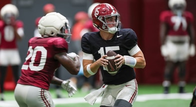 Alabama QB Ty Simpson